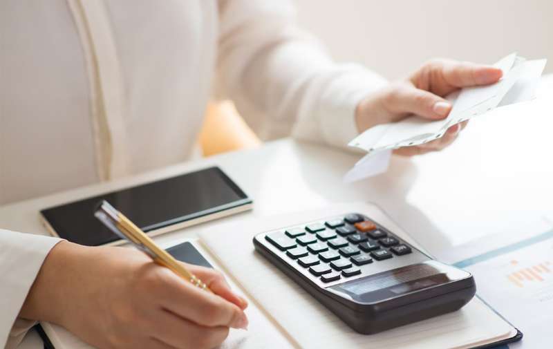 速卖通佣金规则是怎样的?交易完成后款项通常何时结算?