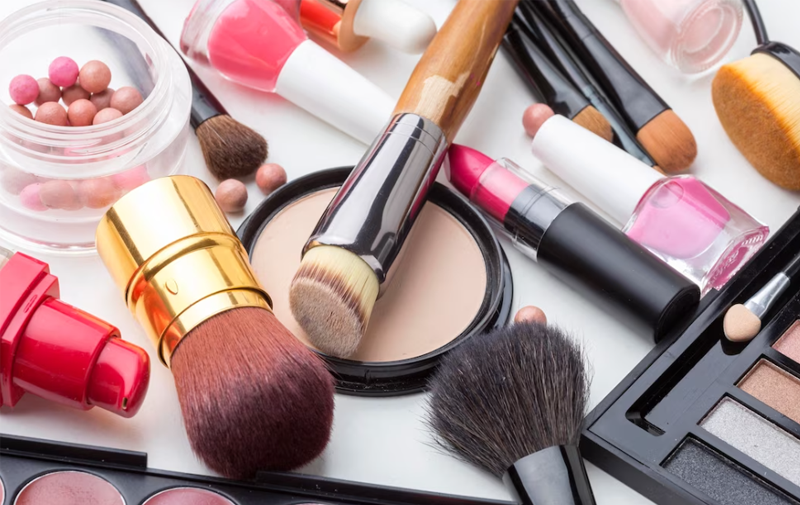 亚马逊平台可以销售化妆品吗?需要提供哪些相关资质?