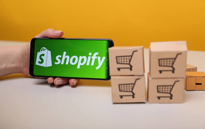 个人可以在Shopify开店吗？开店需要准备哪些材料？
